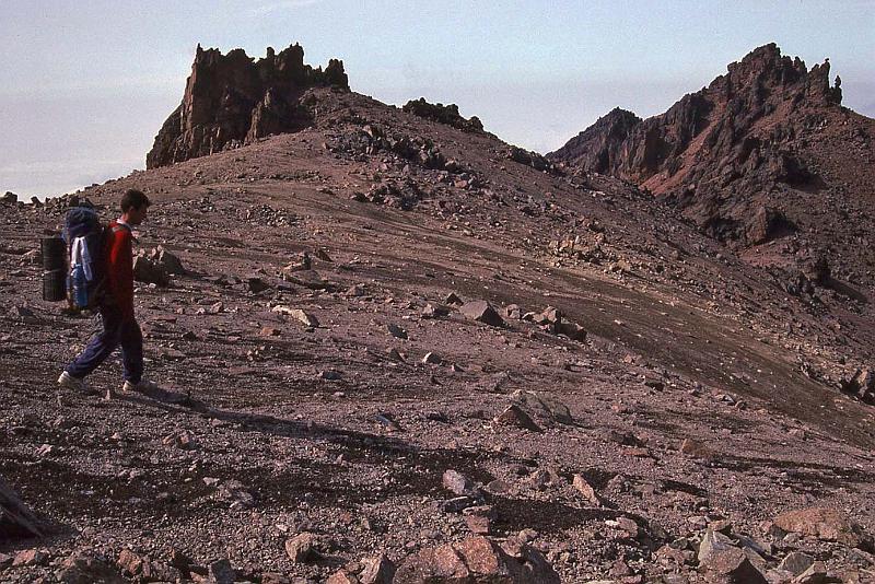 WT 1400 220-26 Kenya.jpg